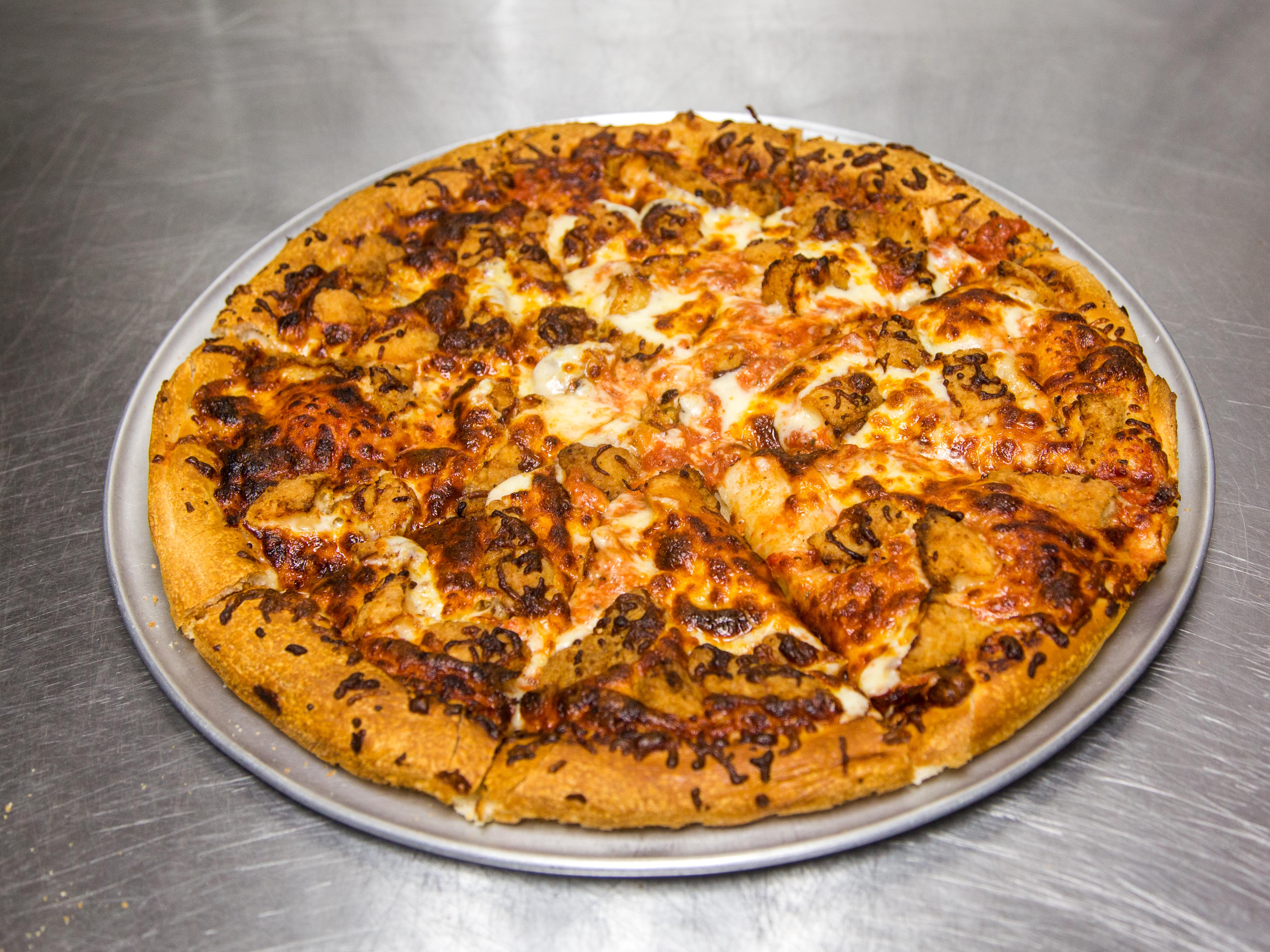 Order Grilled Chicken Pizza food online from Little John's Pizza store, Warwick on bringmethat.com