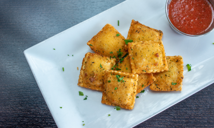 Order Toasted Ravioli food online from Santucci Square Pizza store, Hatfield on bringmethat.com