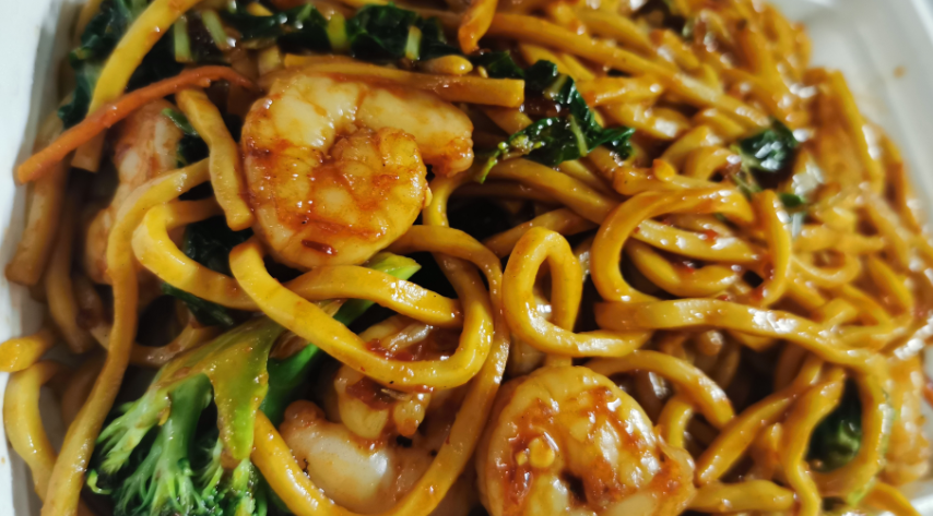 Order Shrimp Lo Mein虾捞面 food online from Oriental Kitchen store, Philadelphia on bringmethat.com