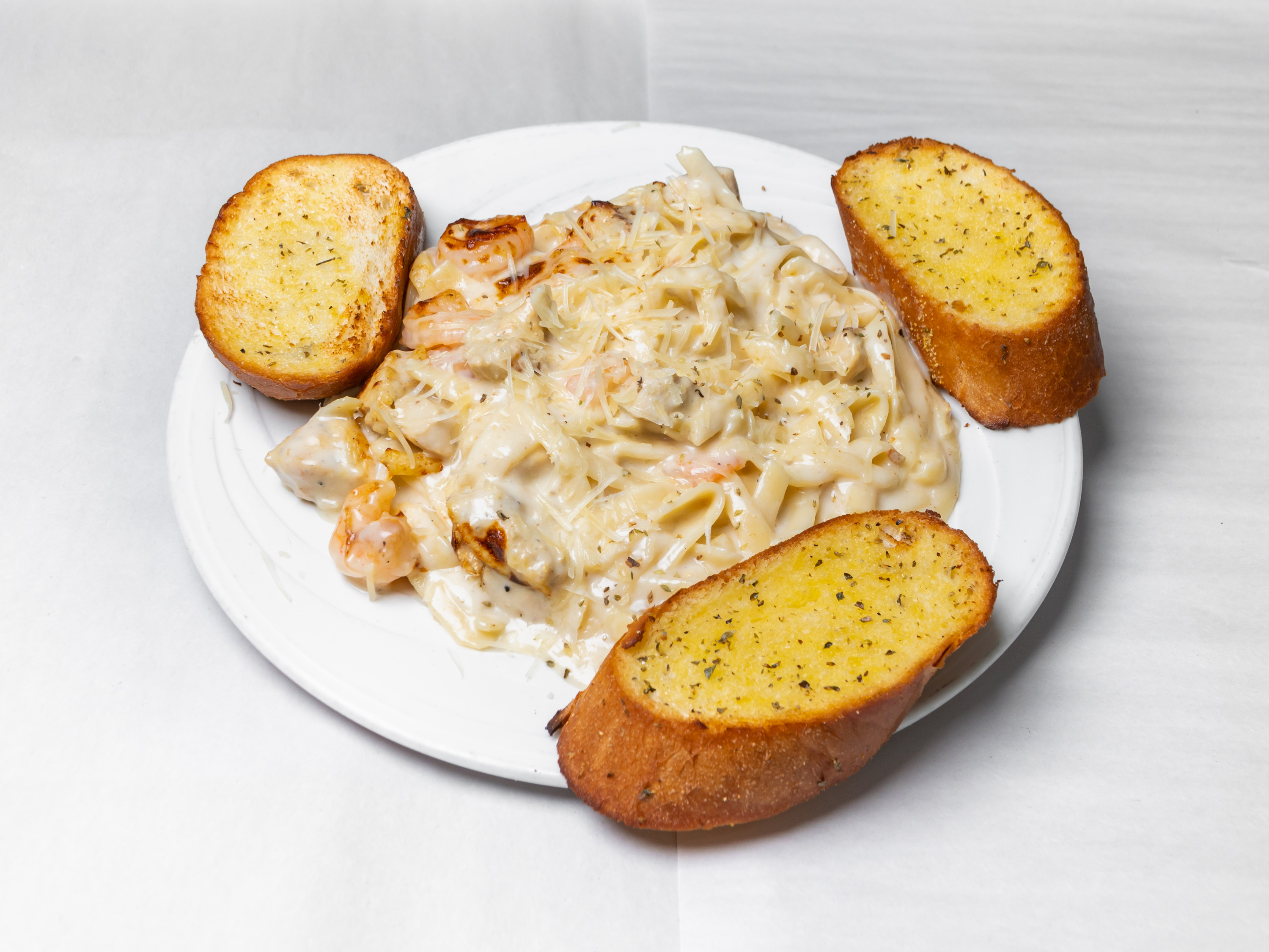 Order Chicken Alfredo Pasta food online from The Spot store, Baltimore on bringmethat.com
