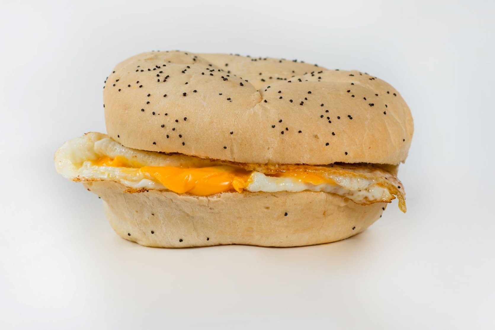 Order Riverhead Breakfast Sandwich food online from Gandolfo Deli store, Murray on bringmethat.com