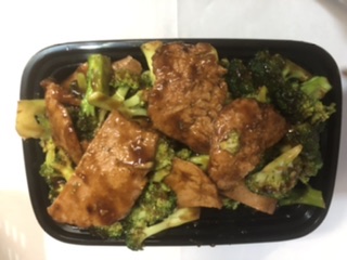 Order VEGE beef w.broccoli素介牛 food online from Yummy store, Ridgewood on bringmethat.com