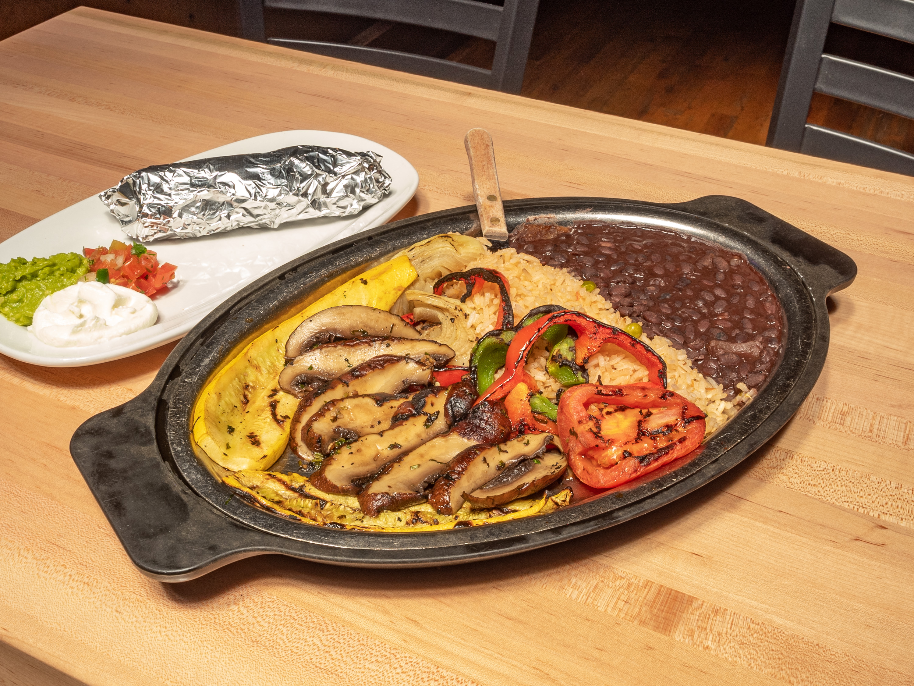 Order Grilled Veggie Fajitas food online from The Rio Grande Mexican Restaurant store, Lone Tree on bringmethat.com