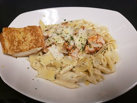Order Creamy Pasta Rouxpour food online from The Rouxpour- Sugar Land store, Sugar Land on bringmethat.com