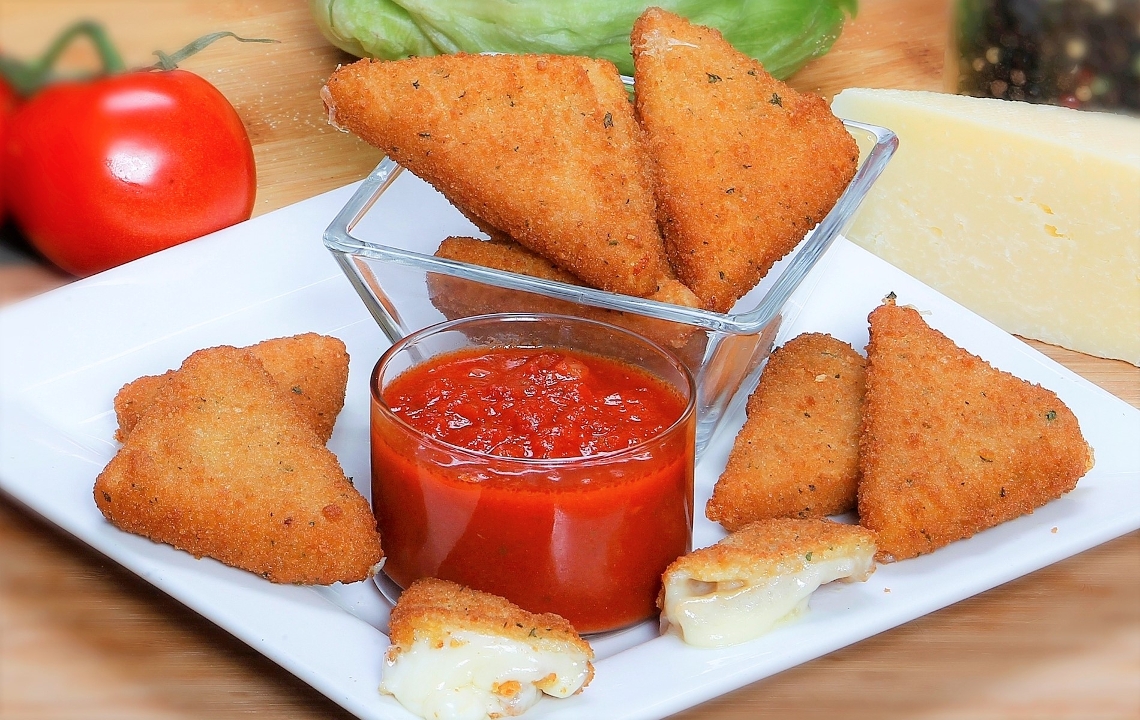 Order Provolone Wedges food online from Zeppe's Pizzeria of Perry Twp Painsville store, Painesville on bringmethat.com