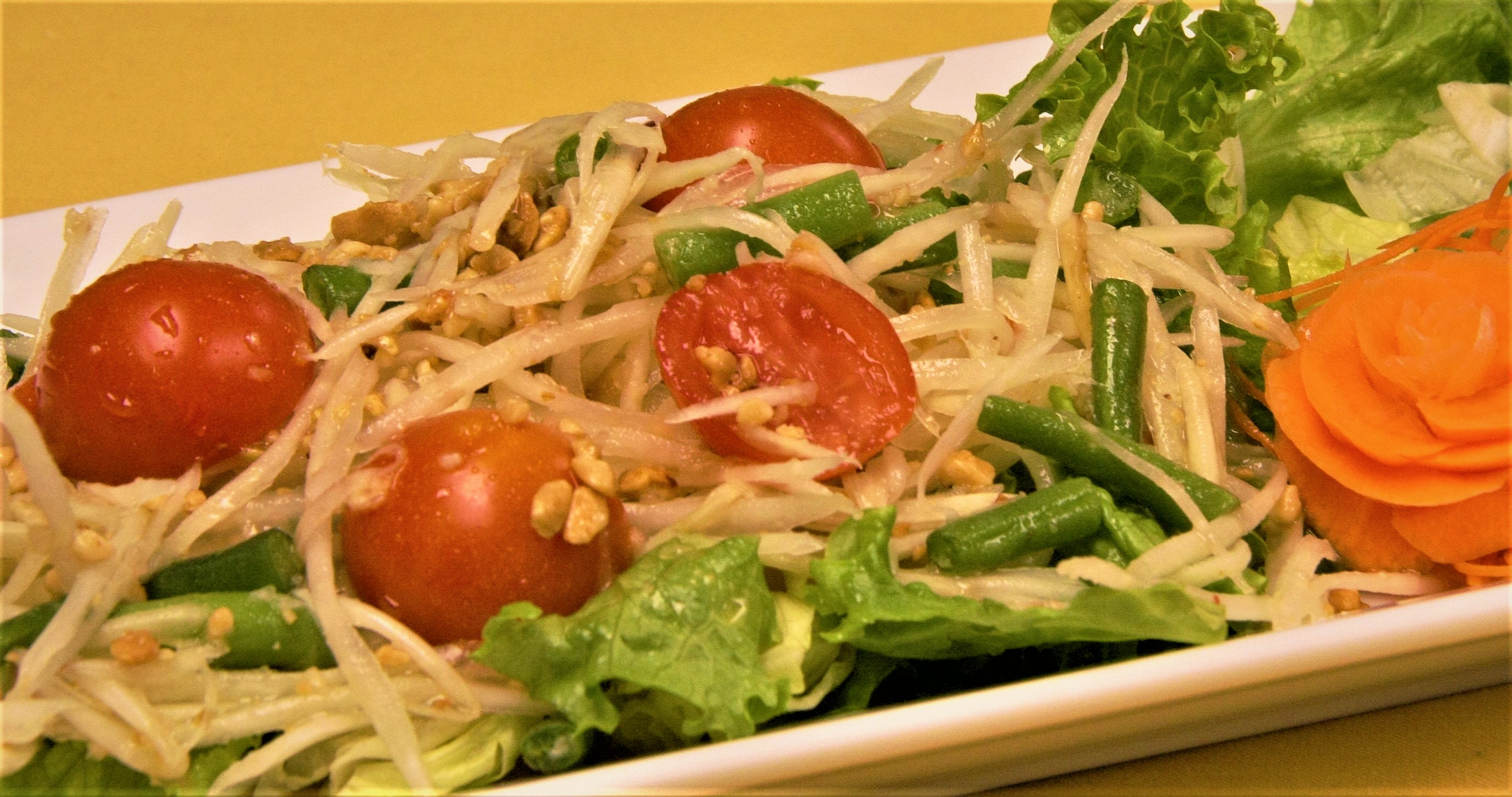 Order 6. Som Tum Ma la Gore Salad food online from Thai Pavilion National store, Oxon Hill on bringmethat.com