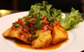 Order 703. Red Snapper Deluxe food online from Siam Pasta store, Chicago on bringmethat.com