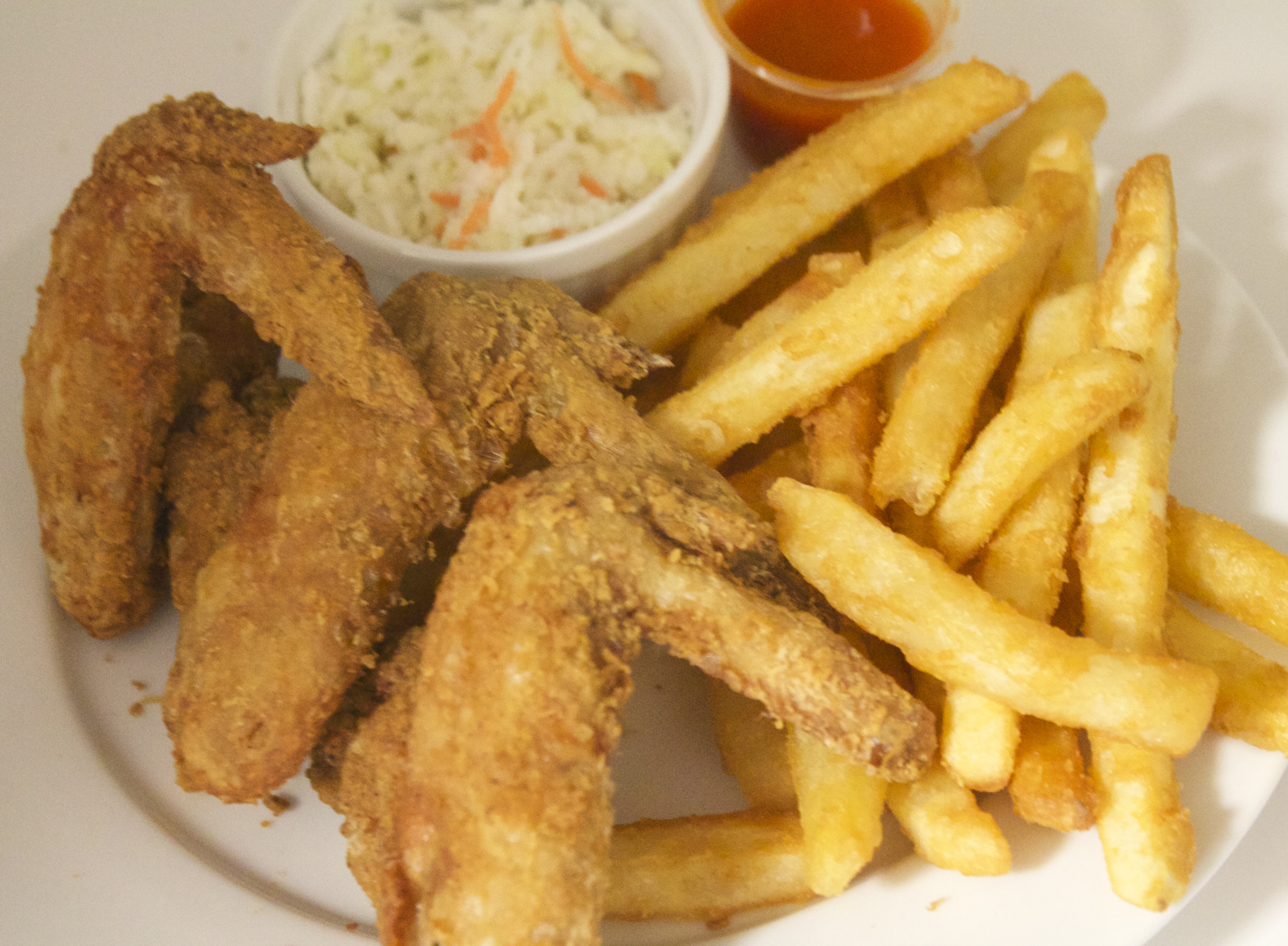 Order 6 Wings Dinner food online from Hook Fish & Chicken store, Pittsburgh on bringmethat.com