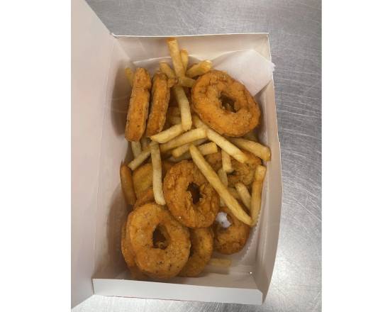 Order Chicken Rings (6 pcs) with Fries and Salad food online from Kennedy Fried Chicken store, Monticello on bringmethat.com