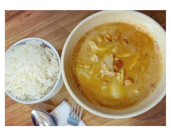 Order Massaman Curry food online from Hello Thai store, Chicago on bringmethat.com