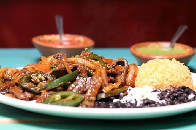 Order BISTEC A LA  MEXICANA food online from Clifton City Tavern Mexican Cantina store, Clifton on bringmethat.com