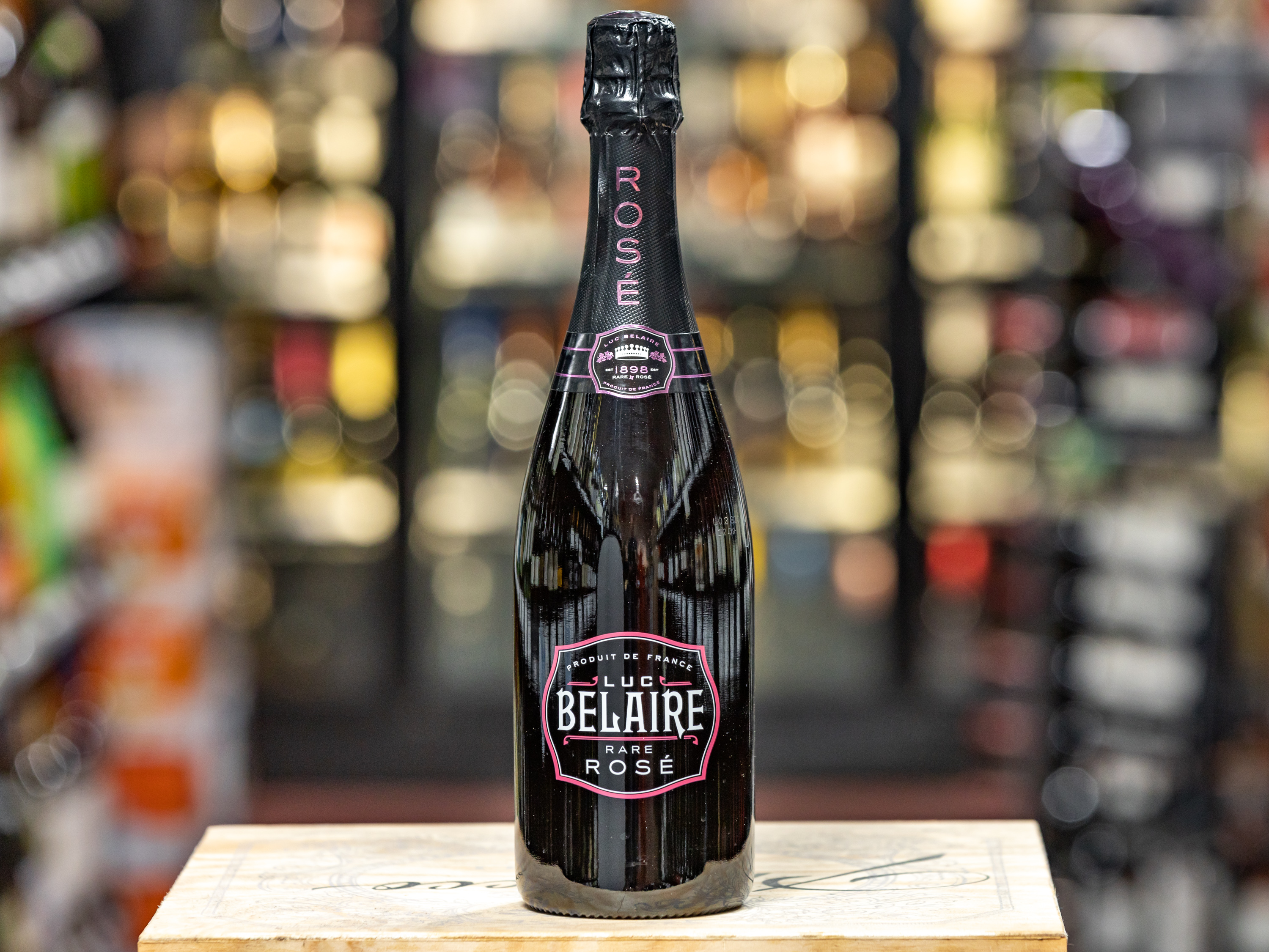 Order Luc Belaire Rose, 750 ml. Sparkling Wine  food online from R & B Cardinal store, Bridgeview on bringmethat.com