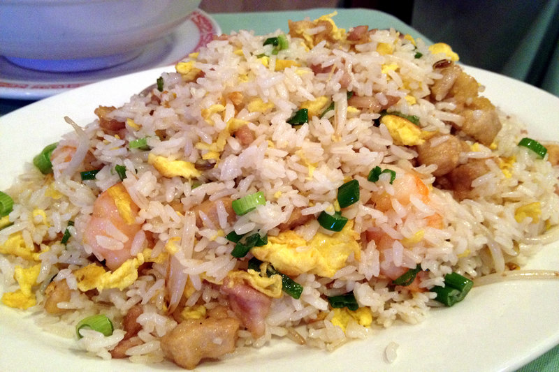 Order 63. Beef Fried Rice food online from New Wong Chinese Restaurant store, Wickliffe on bringmethat.com