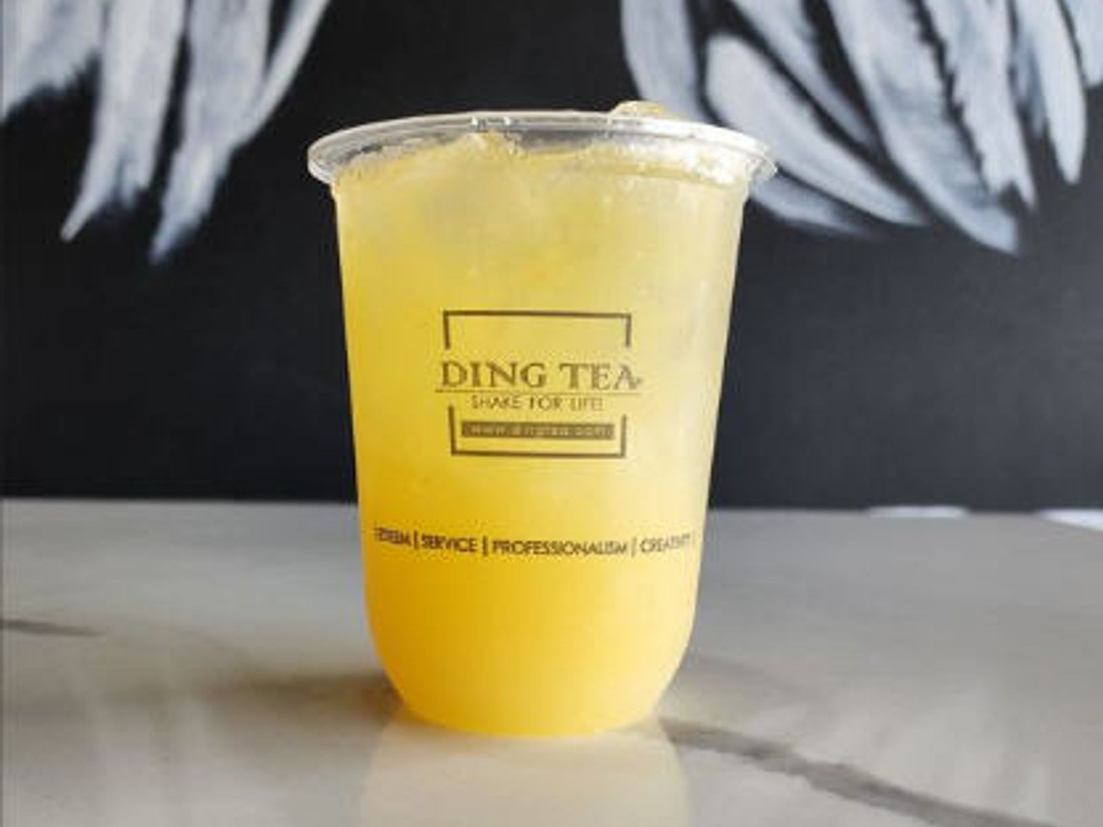 Order Aloe Vera Kumquat Juice food online from Ding Tea Carson store, Carson on bringmethat.com