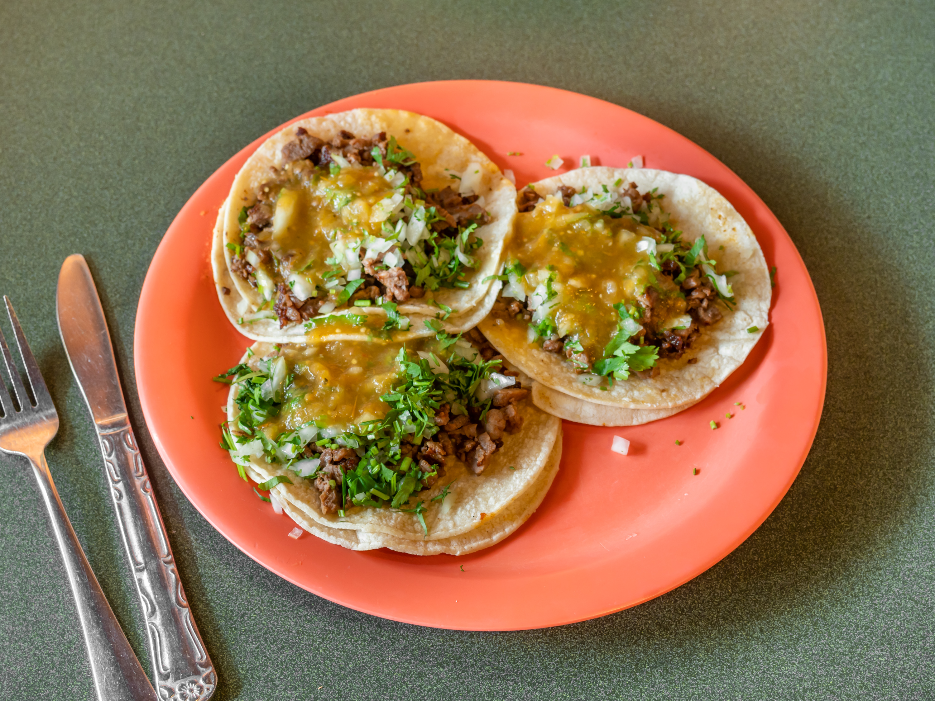 Order 3 Tacos Plate food online from Taqueria Alonzo store, Albany on bringmethat.com
