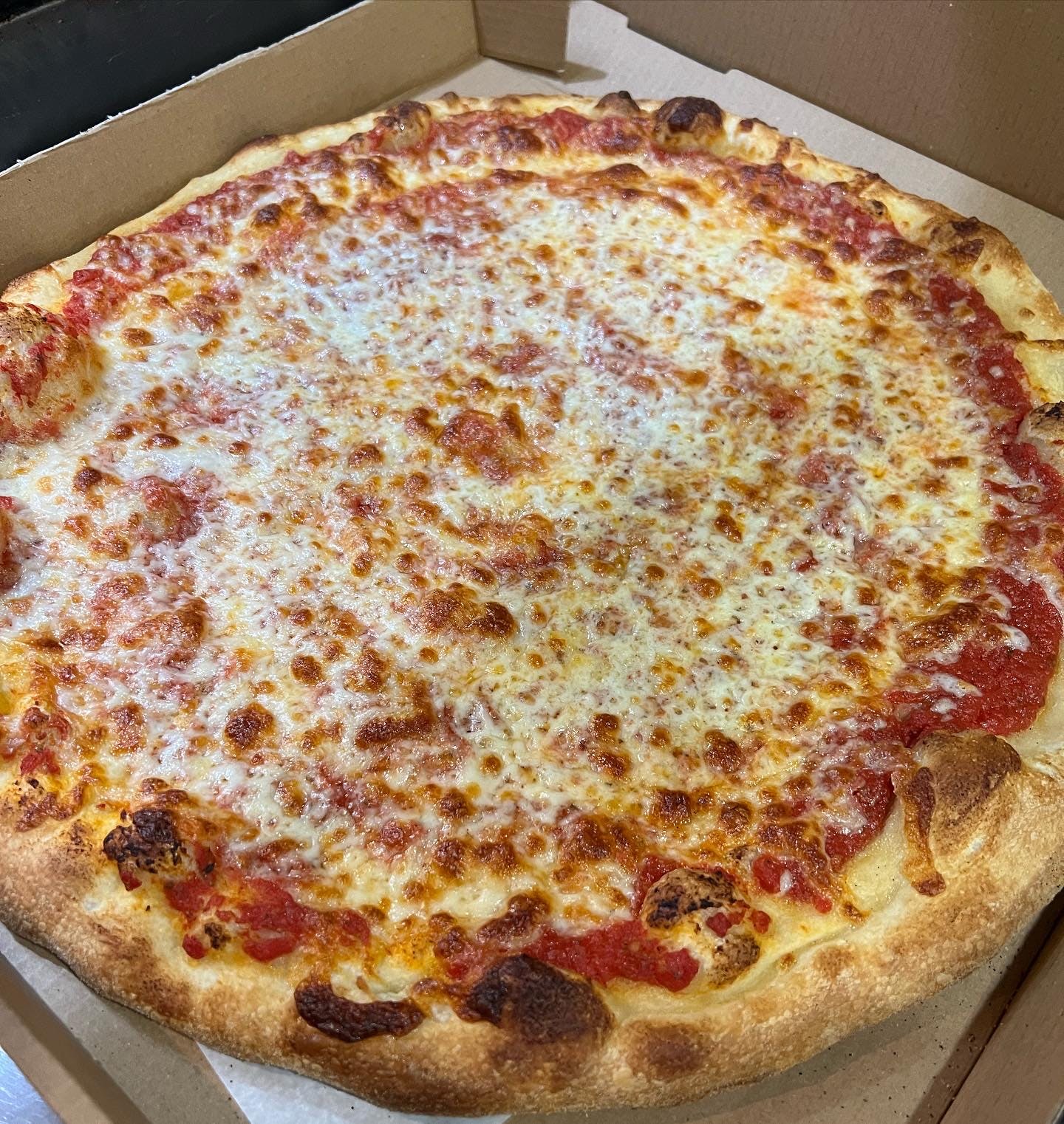 Order Cheese Pizza - X-Large 18'' (8 Slices) food online from Evo Brick Oven Pizza store, Philadelphia on bringmethat.com