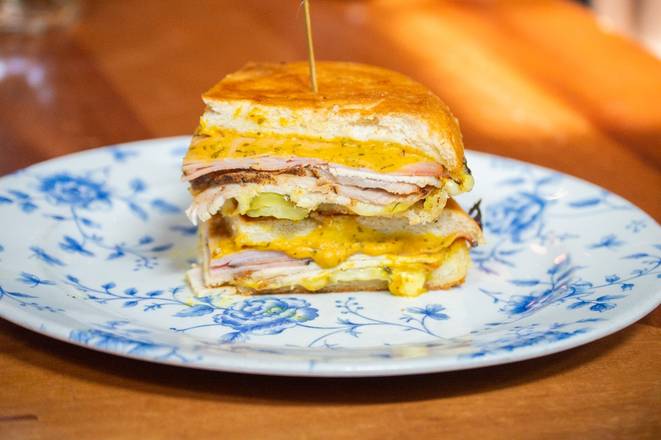 Order LT Cubano food online from Lincoln Tavern and Restaurant store, Boston on bringmethat.com