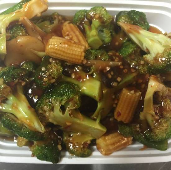 Order Broccoli with Garlic Sauce food online from China King store, St. Louis on bringmethat.com