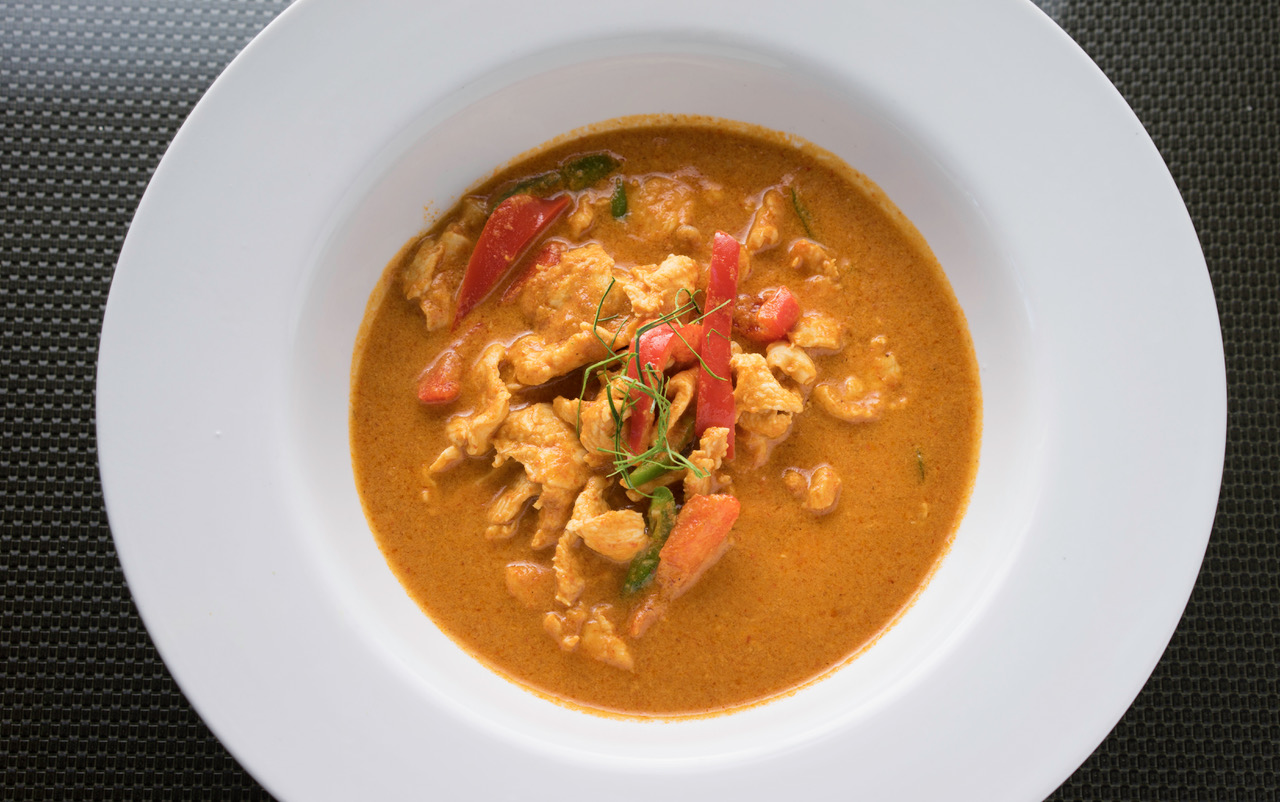 Order 31. Panang Curry food online from Baan Thai store, Panorama City on bringmethat.com