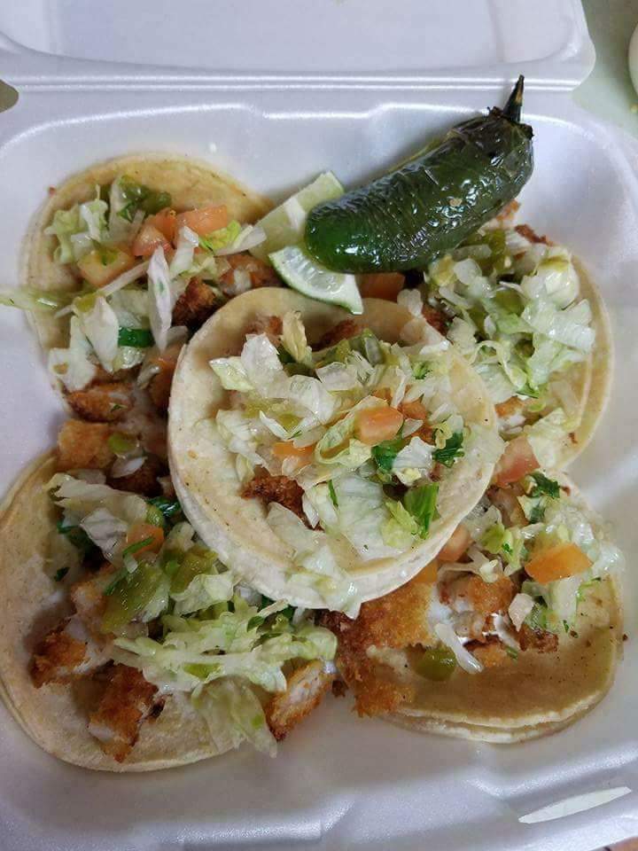 Order #4. Fish Tacos food online from Tacos Navarro store, Pueblo on bringmethat.com