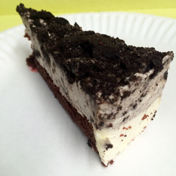 Order Oreo Mousse Cheesecake food online from Seniores Pizza store, San Francisco on bringmethat.com