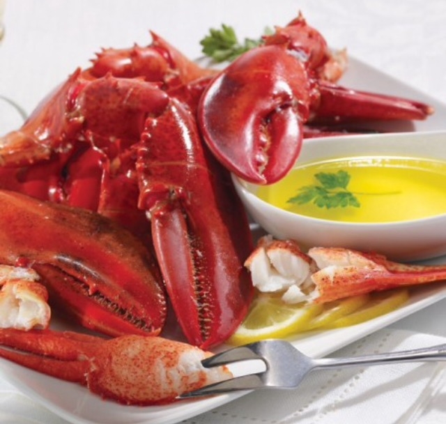 Order Lobster Claws food online from Captain’s Curbside Seafood store, Trappe on bringmethat.com