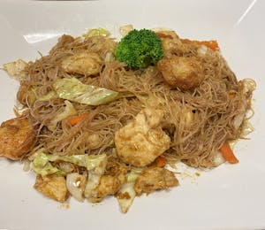 Order E21. Rice Vermicelli food online from Asian Pot Express store, Lewisville on bringmethat.com