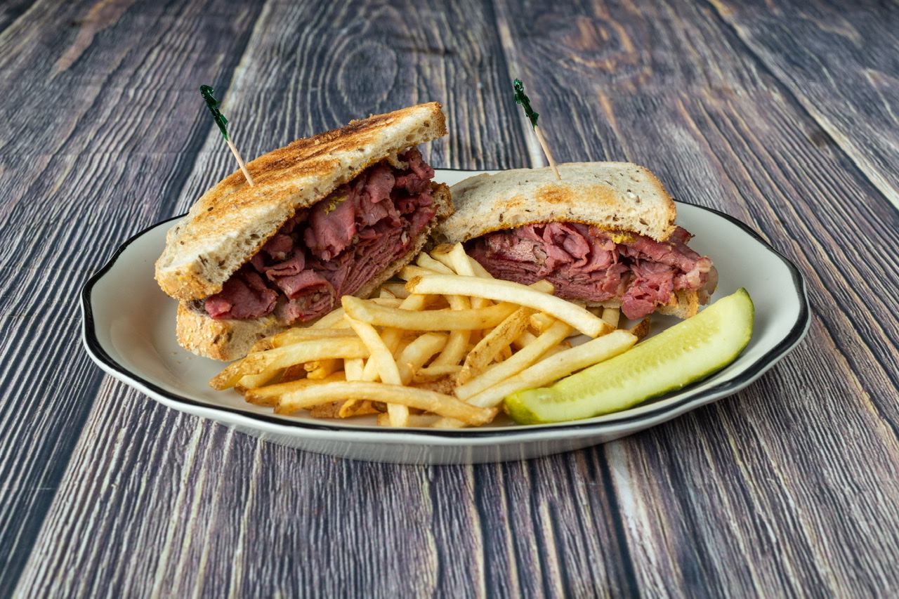 Order Manhattan Deli Pastrami Sandwich food online from House of Pies store, Los Angeles on bringmethat.com
