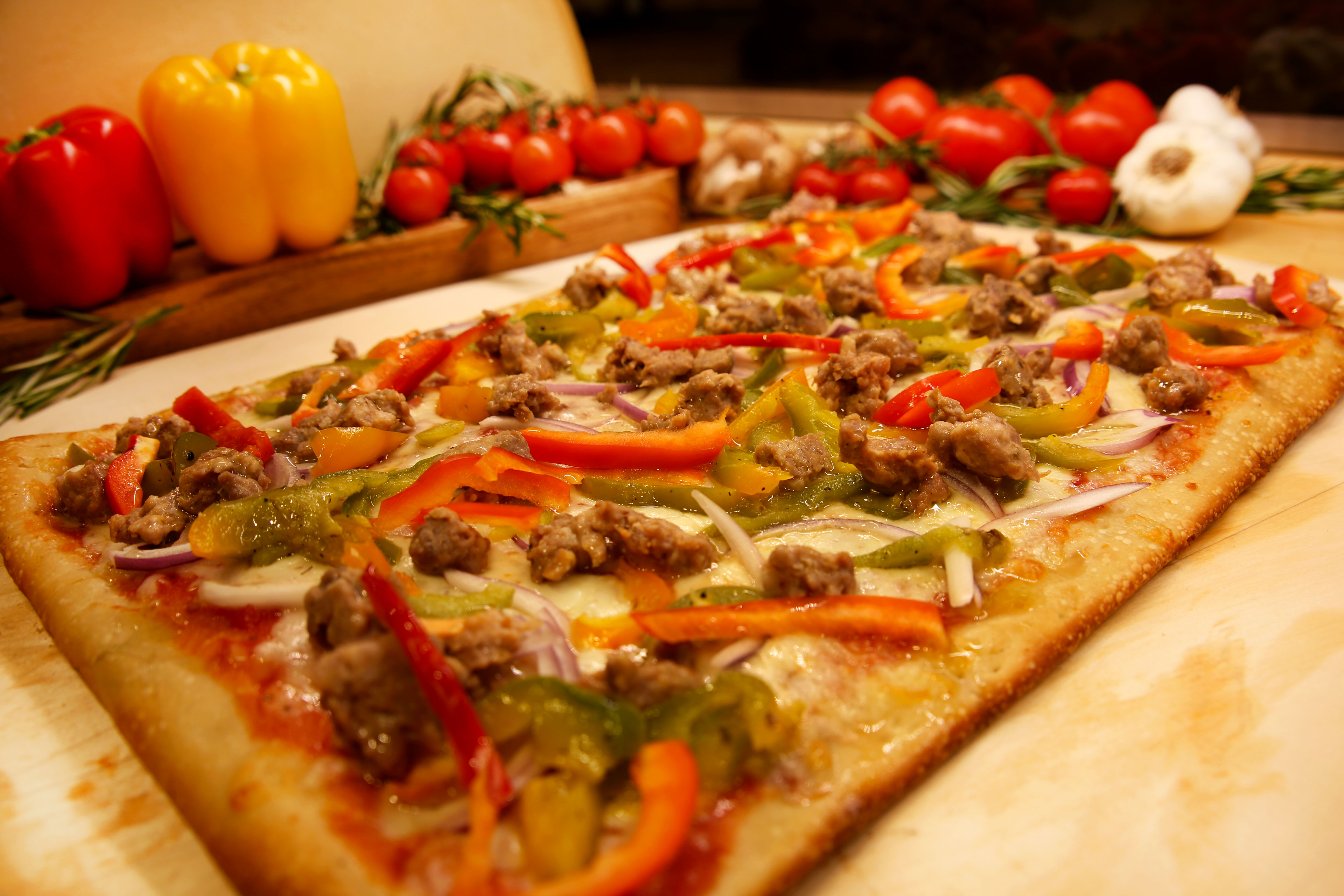 Order Sausage Peppers and Onions food online from Champion Pizza store, Astoria on bringmethat.com