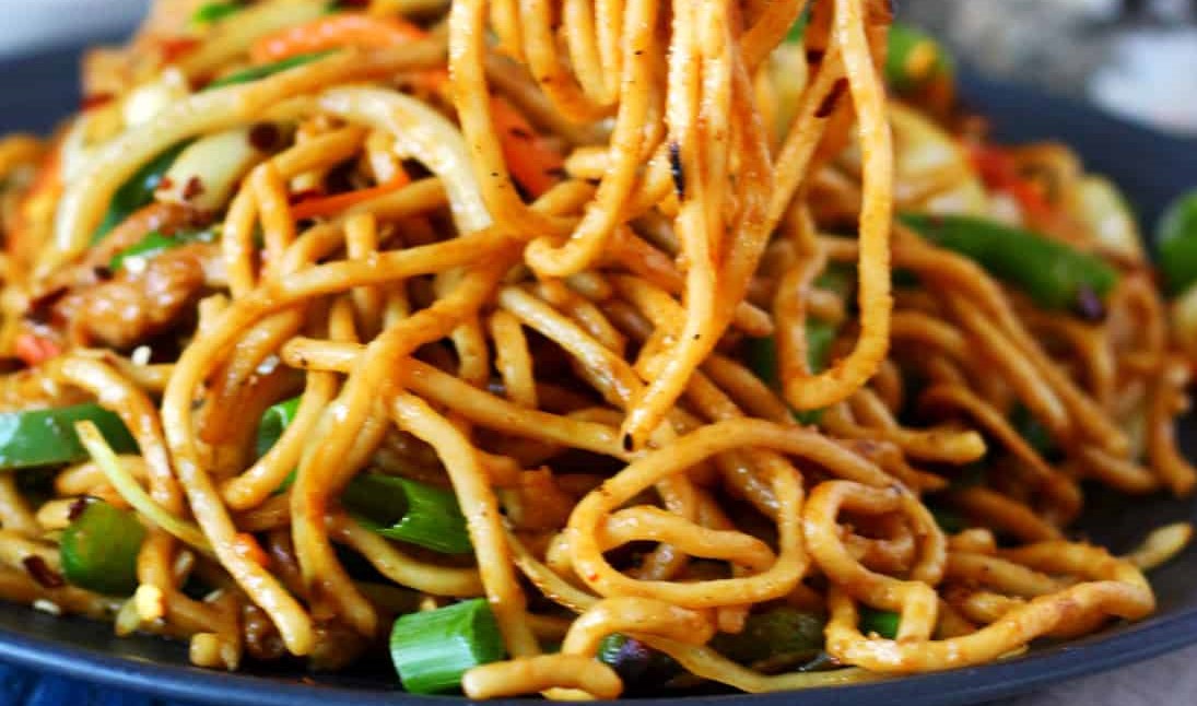 Order Chow Mein food online from Moon China Bistro store, Chandler on bringmethat.com