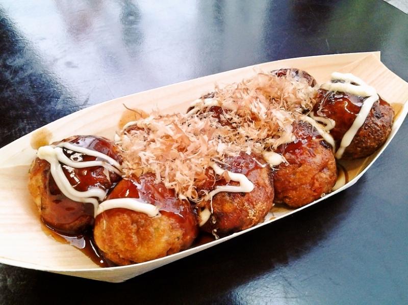 Order 6PC TAKOYAKI food online from Kunugi Noodle store, Foster City on bringmethat.com