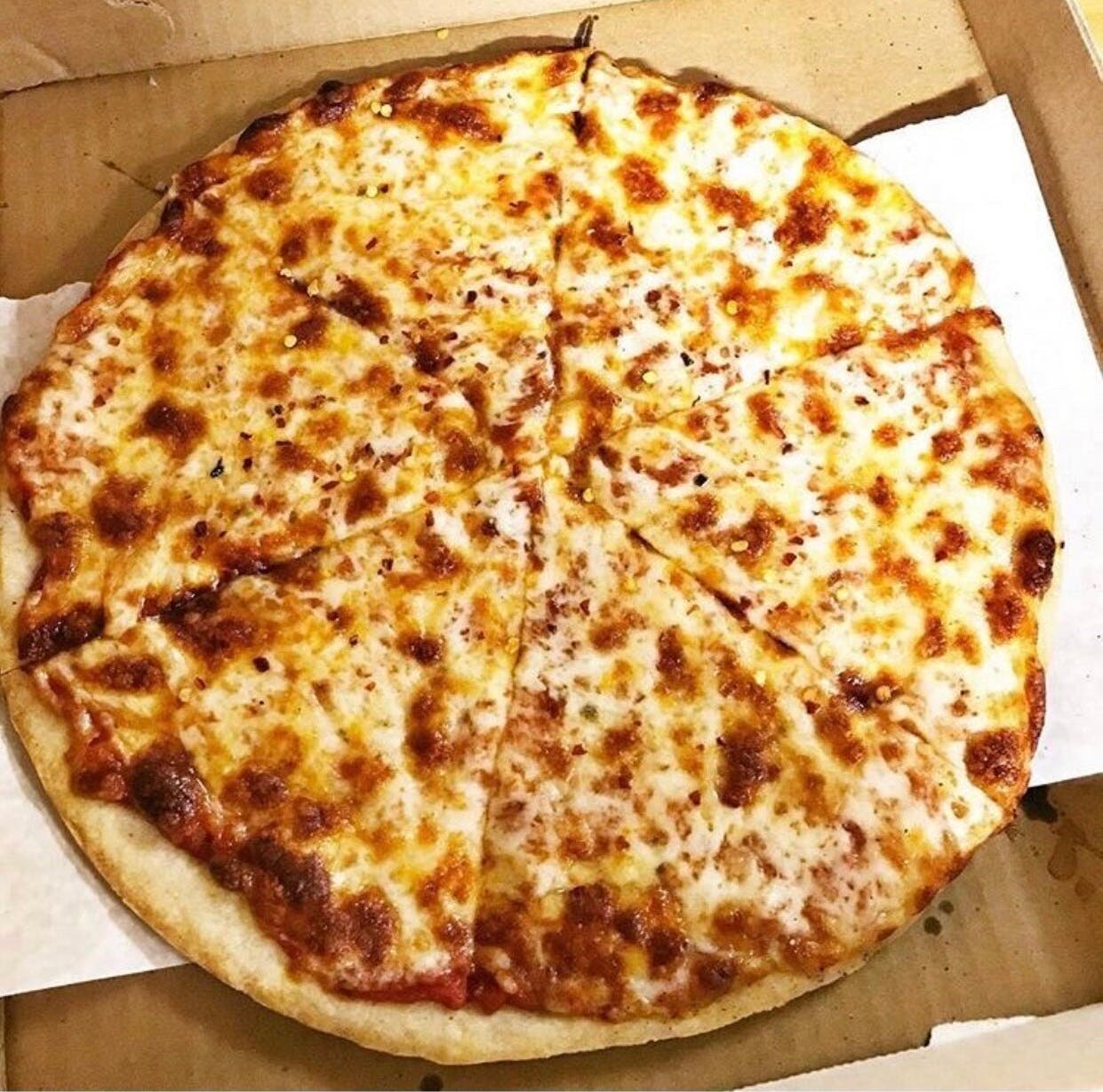 Order Gluten Free Cheese Pizza - Small 12" (8 Slices) food online from Hometown Pizza Of Southbury store, Southbury on bringmethat.com
