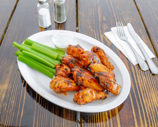 Order Char Grilled Wings - 10 Pieces food online from Flamez wood fired pizza store, Blackwood on bringmethat.com