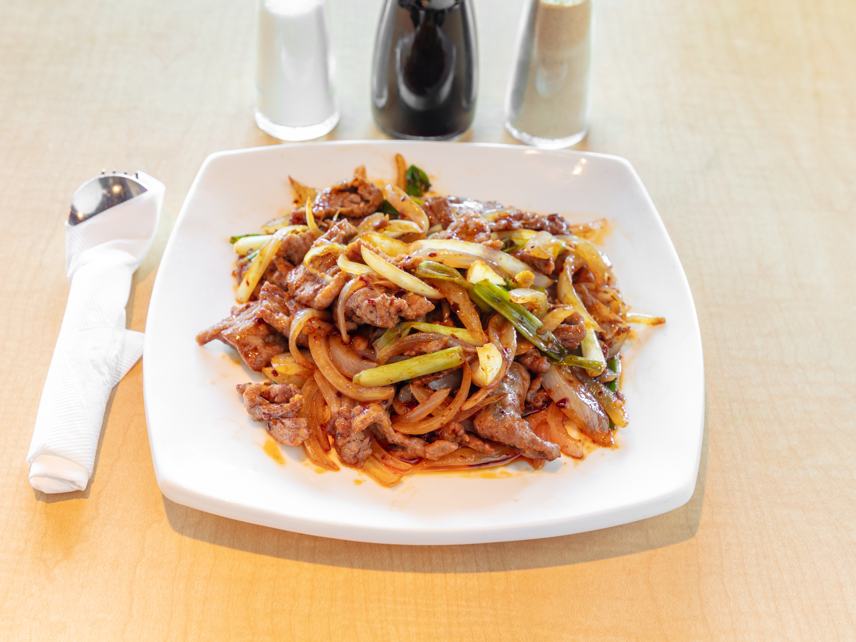 Order Mongolian Beef food online from Golden China store, Southlake on bringmethat.com