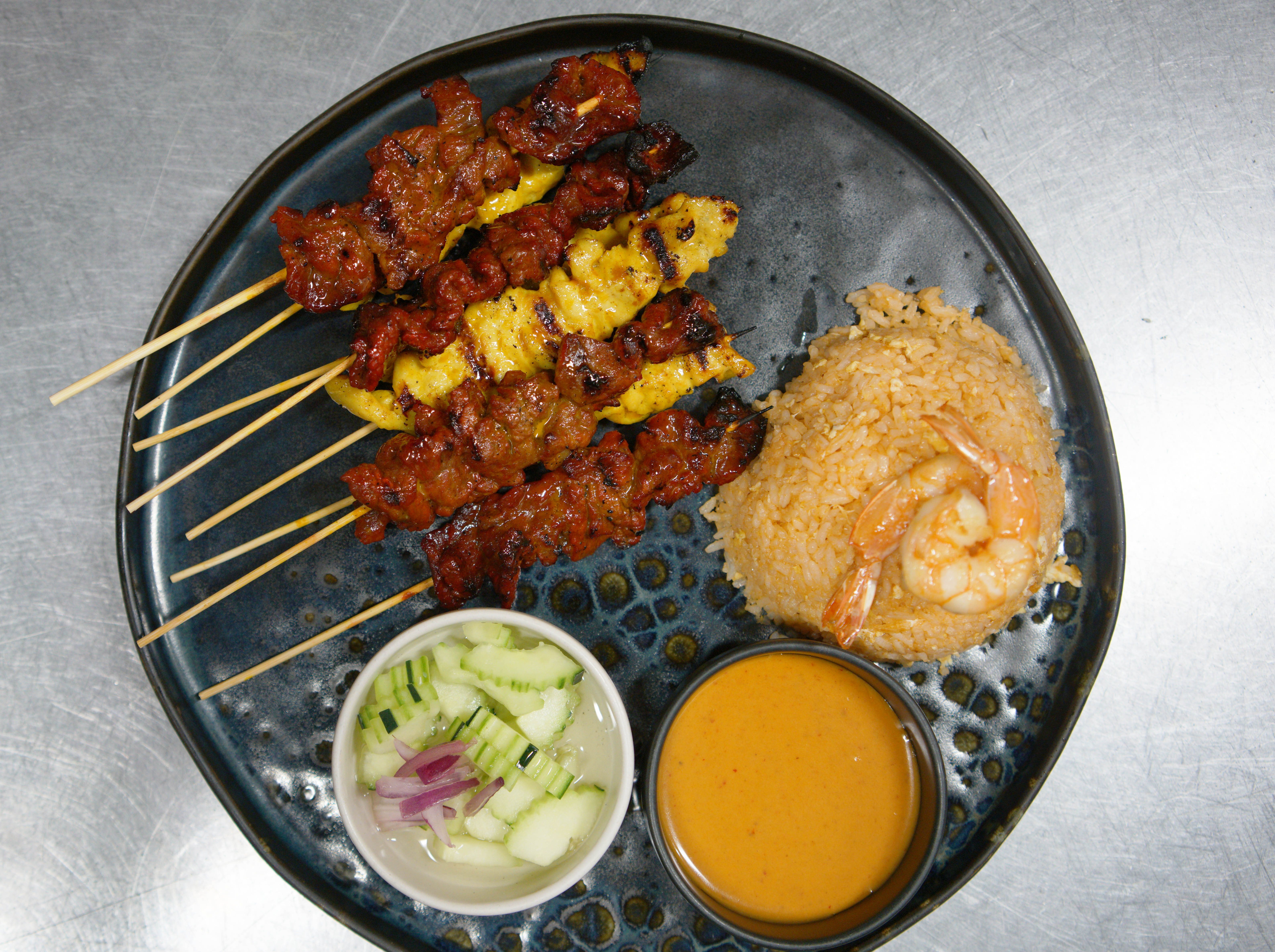 Order D-7 SATE DINNER  food online from Coco Thai Kitchen store, Los Angeles on bringmethat.com