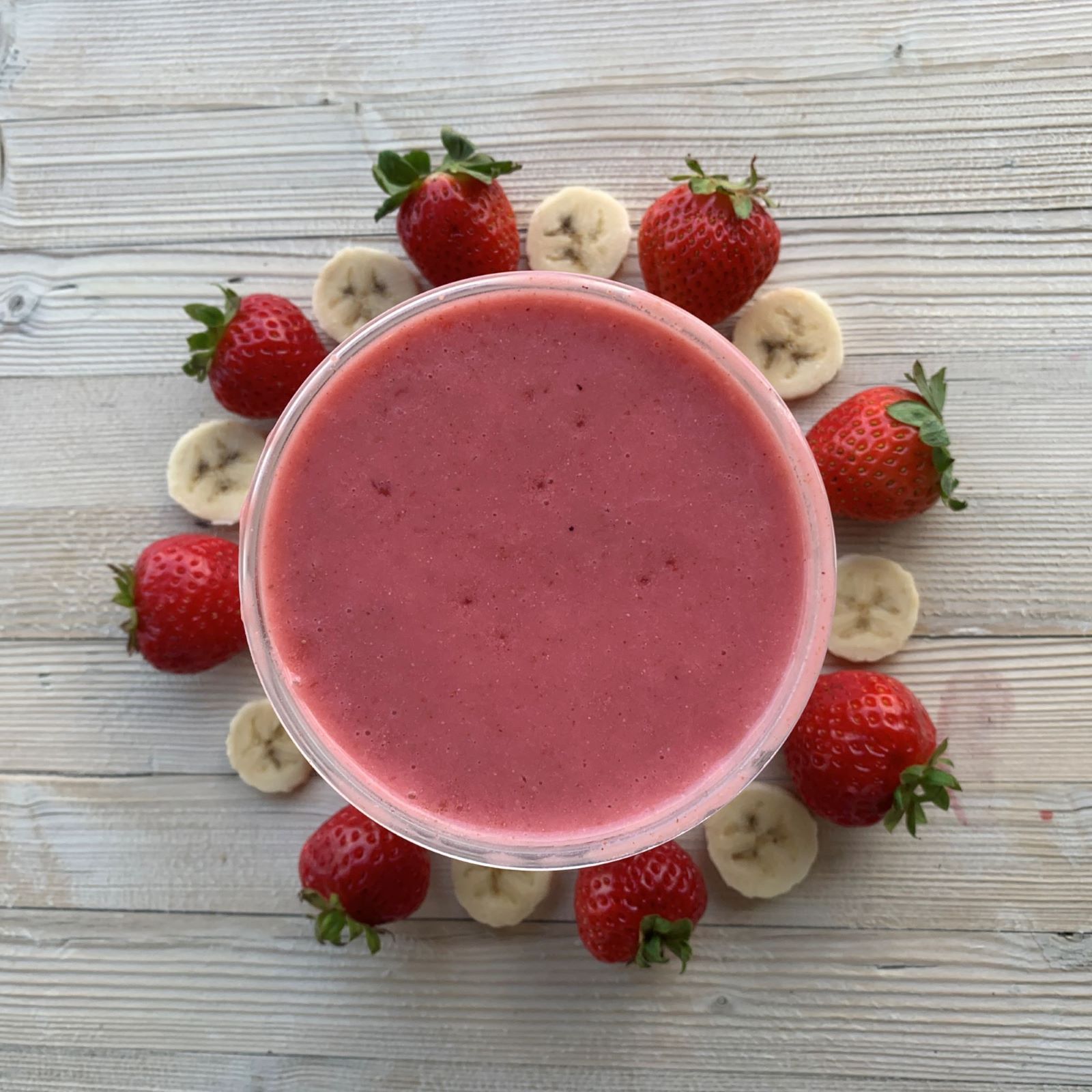 Order Strawberry Smoothie food online from Naturewell store, Los Angeles on bringmethat.com