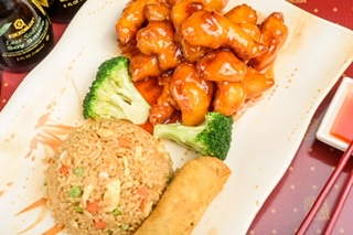Order C14. Honey Chicken Dinner Combo Platter food online from Ling Sushi store, Topeka on bringmethat.com