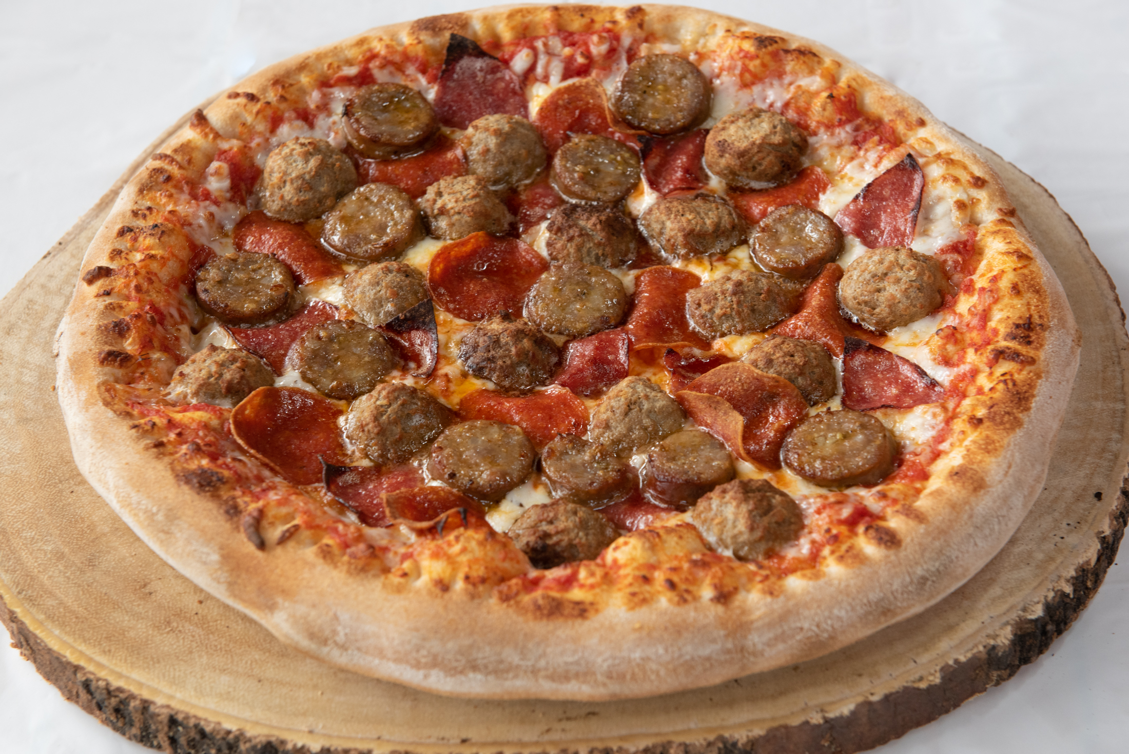Order Roma Italian Meat Pizza food online from Roma Pizza & Pasta store, Nashville on bringmethat.com