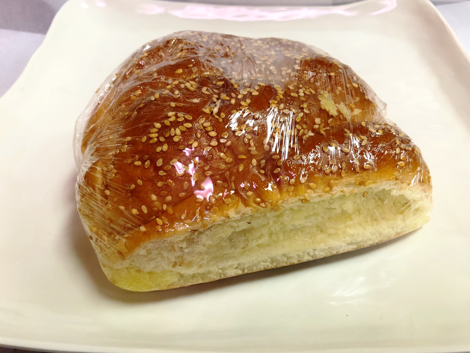 Order Coconut Buns food online from An Xuyen Bakery store, Portland on bringmethat.com