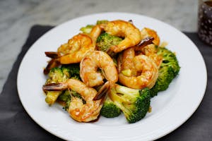 Order SF18. Jumbo Shrimp Sauteed with Broccoli food online from Shanghai Fresh store, Cambridge on bringmethat.com