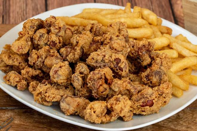 Order Chicken Gizzards (1 lb) food online from Hip Hop Fish & Chicken store, Clinton on bringmethat.com