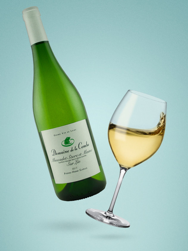 Order Domaine de la Combe Muscadet  food online from Simply Wine store, New York on bringmethat.com
