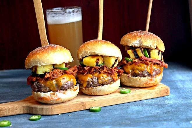 Order Sliders (3 pcs) food online from The District Tap - Meridian St store, Indianapolis on bringmethat.com