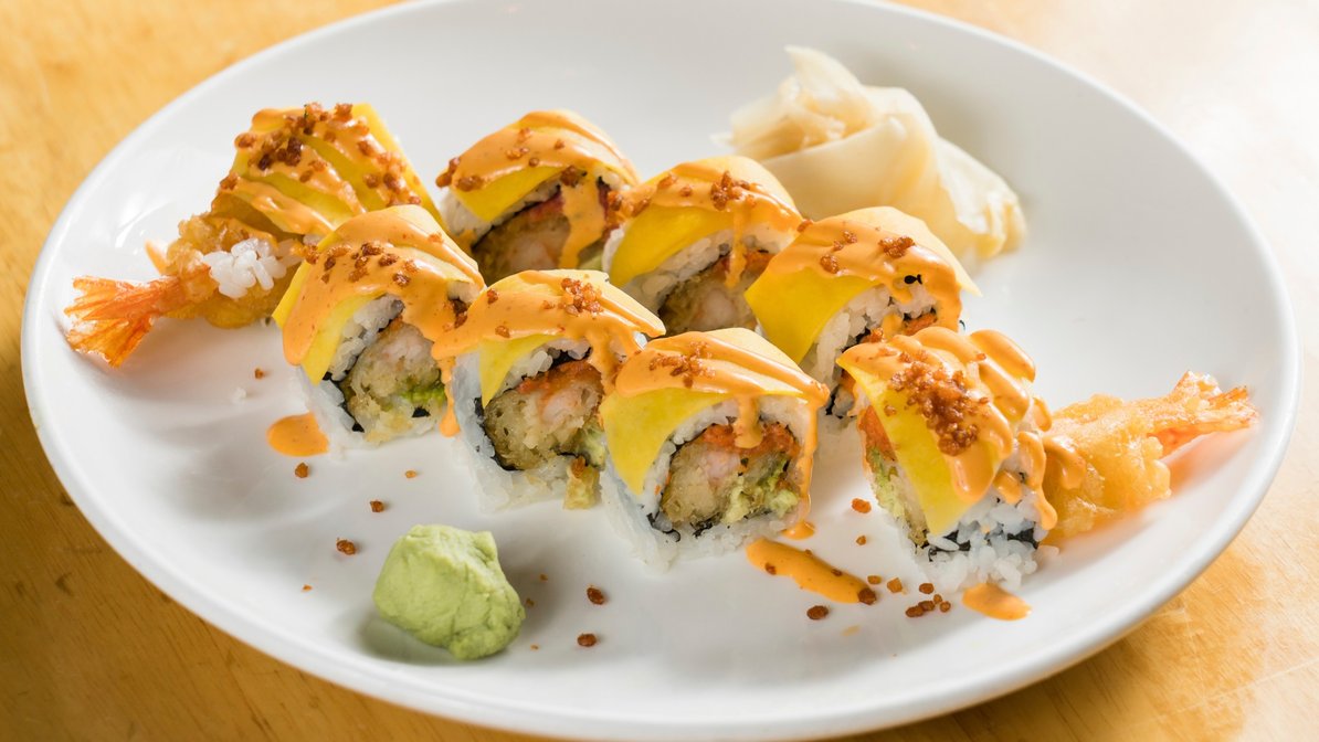 Order Sixth Avenue Roll food online from Yama Sushi store, New York on bringmethat.com