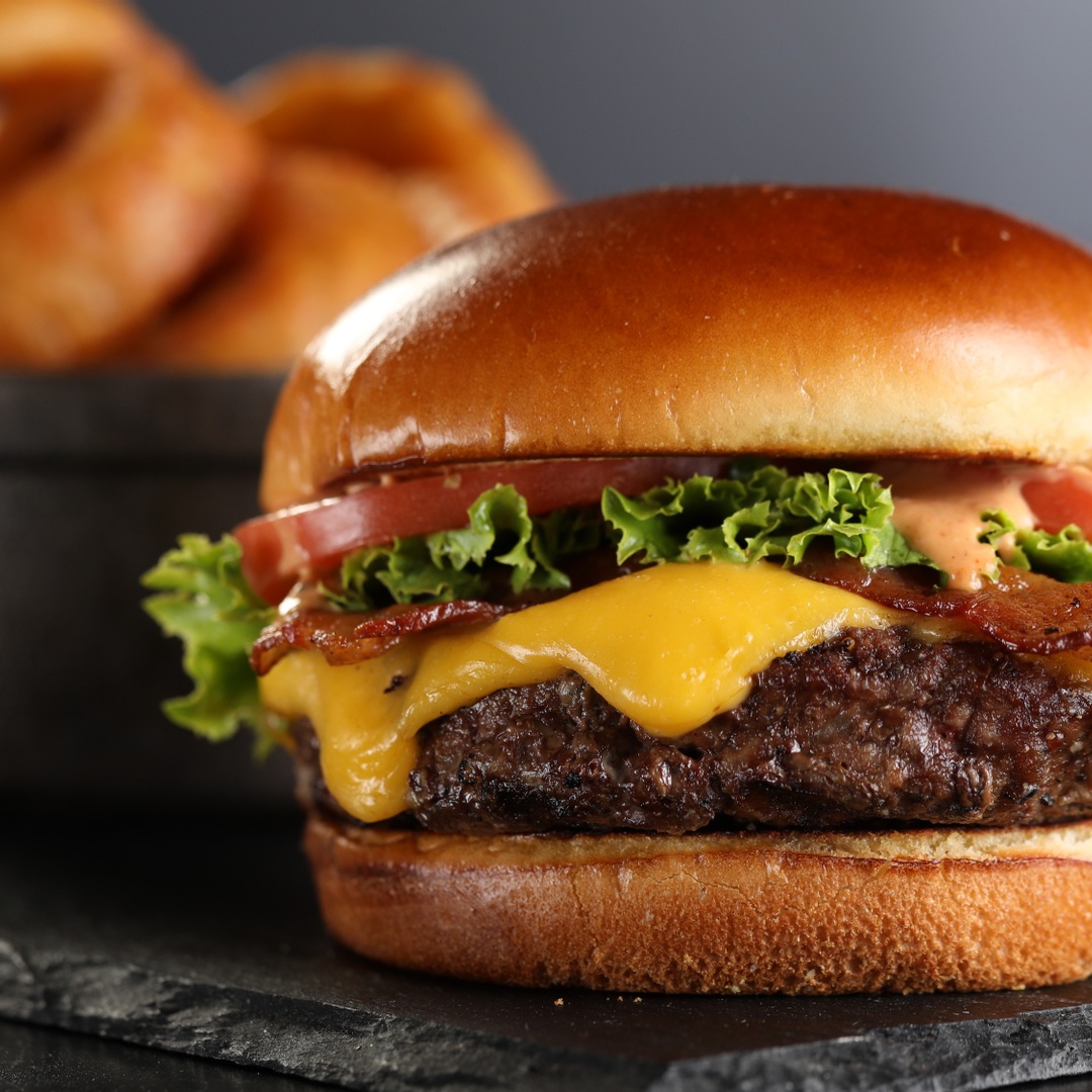 Order Classic Cheeseburger food online from Craveburger store, Troy on bringmethat.com
