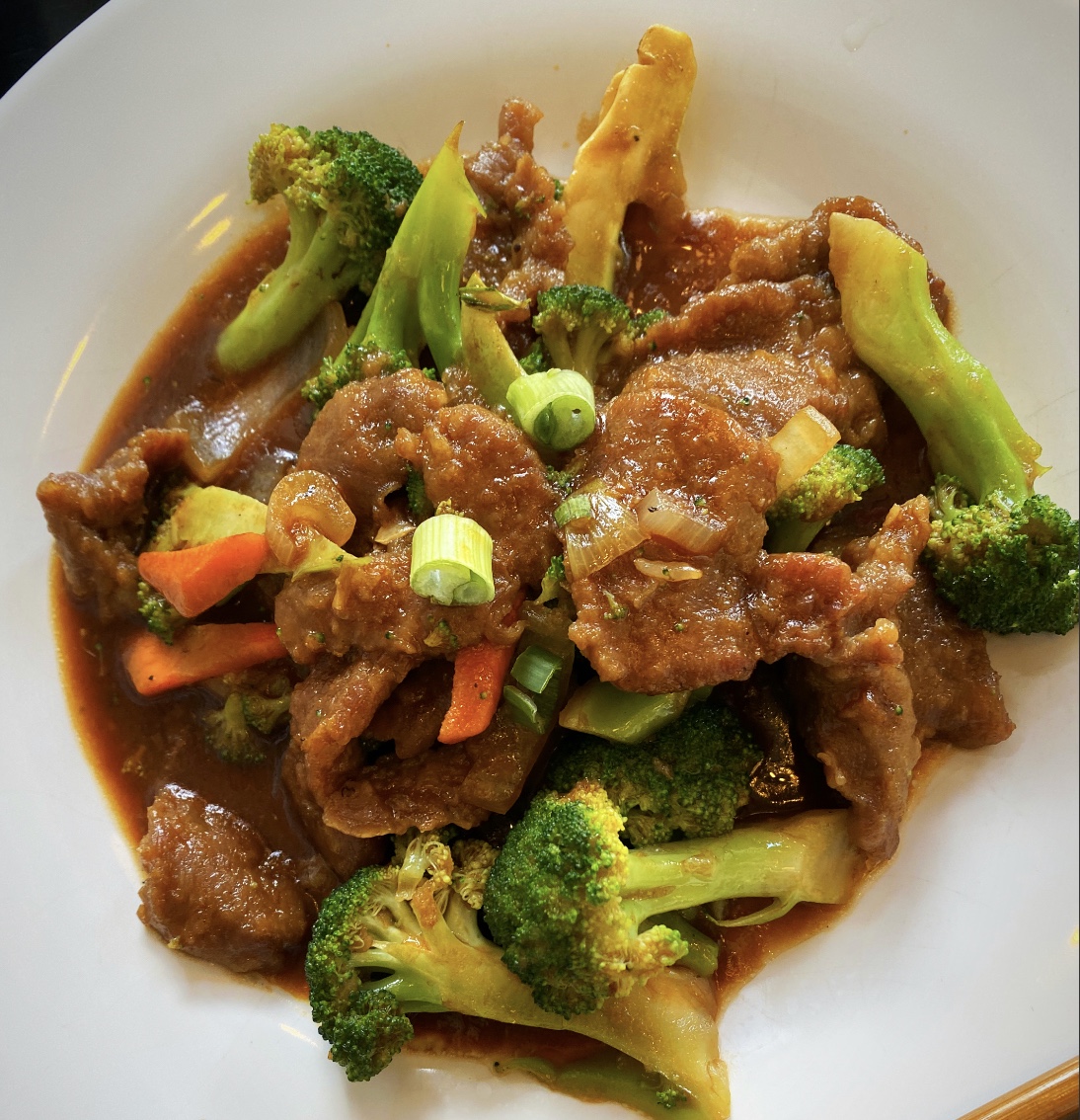 Order Beef Broccoli food online from Hong Kong Delight IV store, Chicago on bringmethat.com