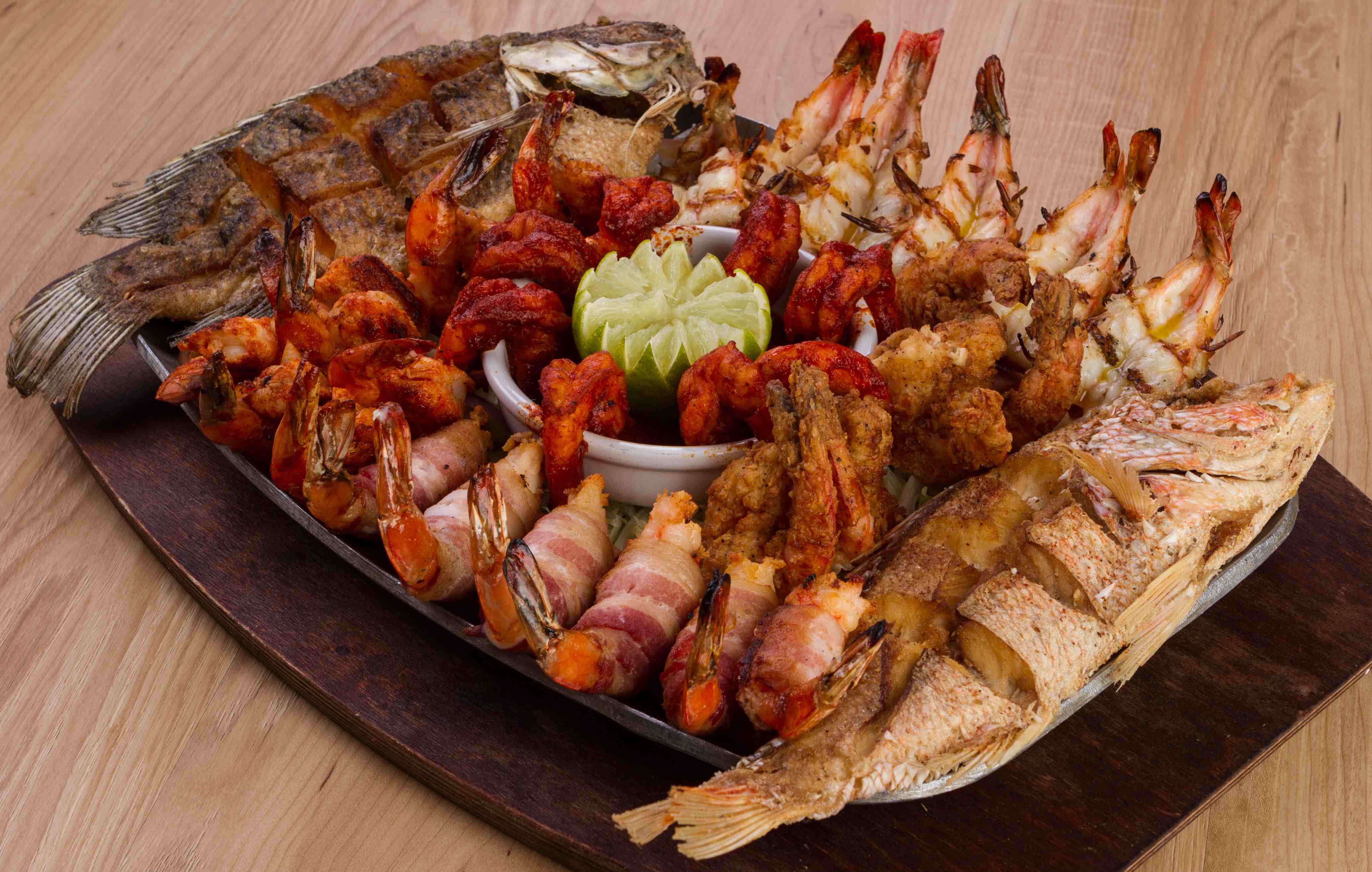 Order Mariscada food online from Taqueria Mexico store, Hoover on bringmethat.com