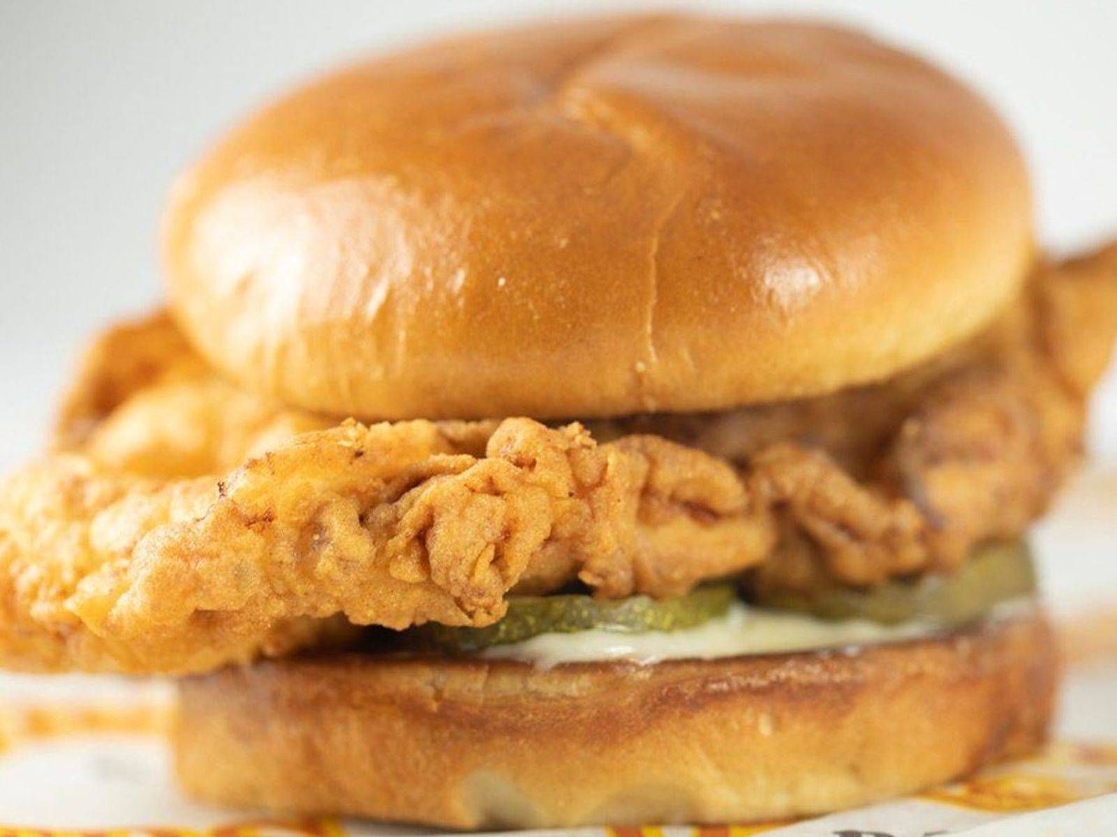 Order Brothers Classic Chicken Sandwich food online from Brothers Bar & Grill store, Fort Collins on bringmethat.com