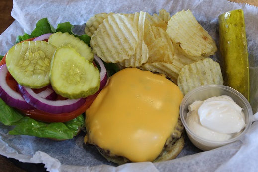 Order Cheeseburger food online from Kellie Homestead Restaurant store, Dry Ridge on bringmethat.com