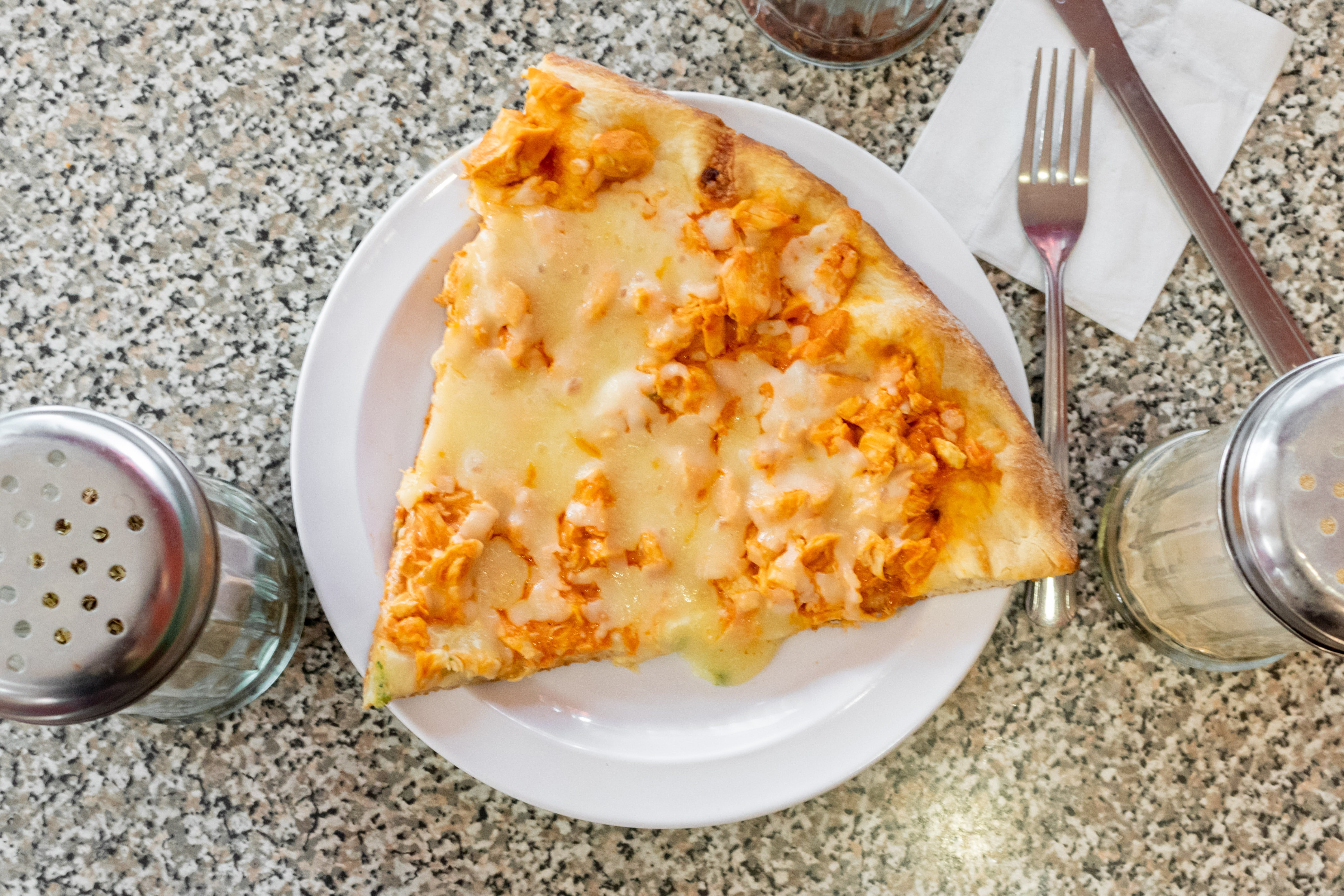 Order Buffalo Wing Pizza Slice - Slice food online from Dominick's store, Morrisville on bringmethat.com